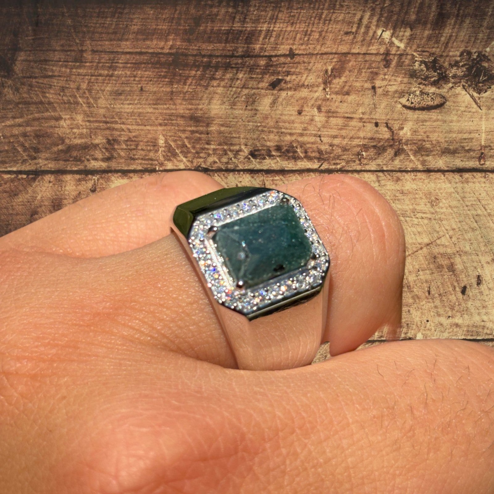 925 Sterling Silver Green Emerald Stone Ring With Moissanite