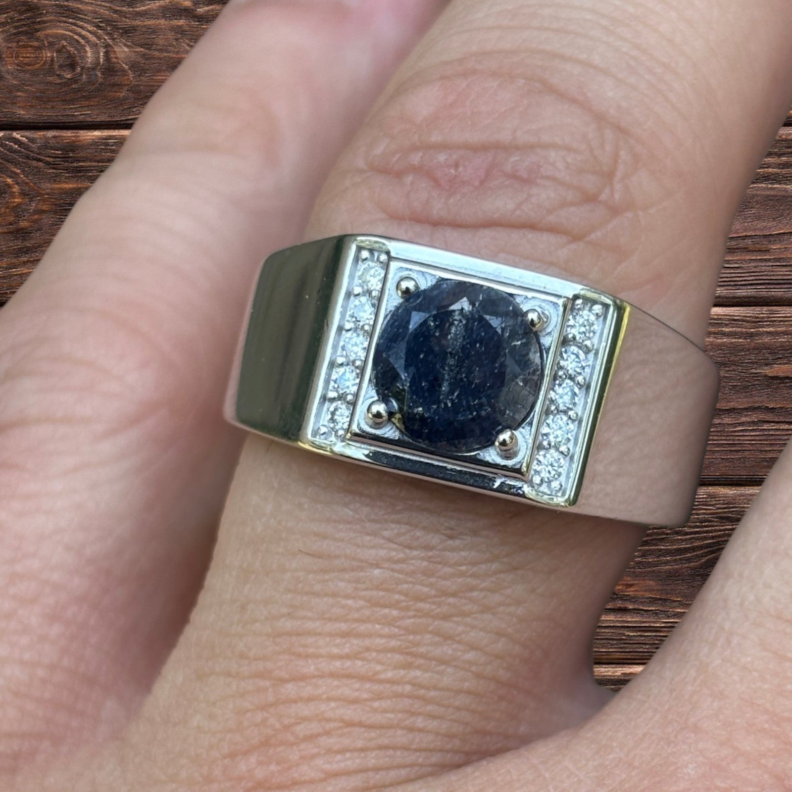 925 Sterling Silver Round Blue Sapphire Stone Ring With Moissanite