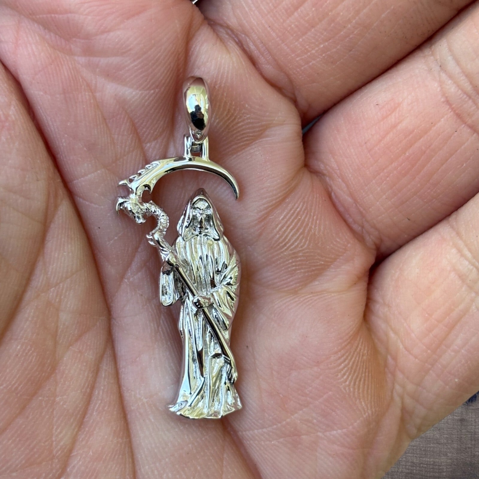 Pendentif Faucheuse en argent sterling 925 Santa Muerte