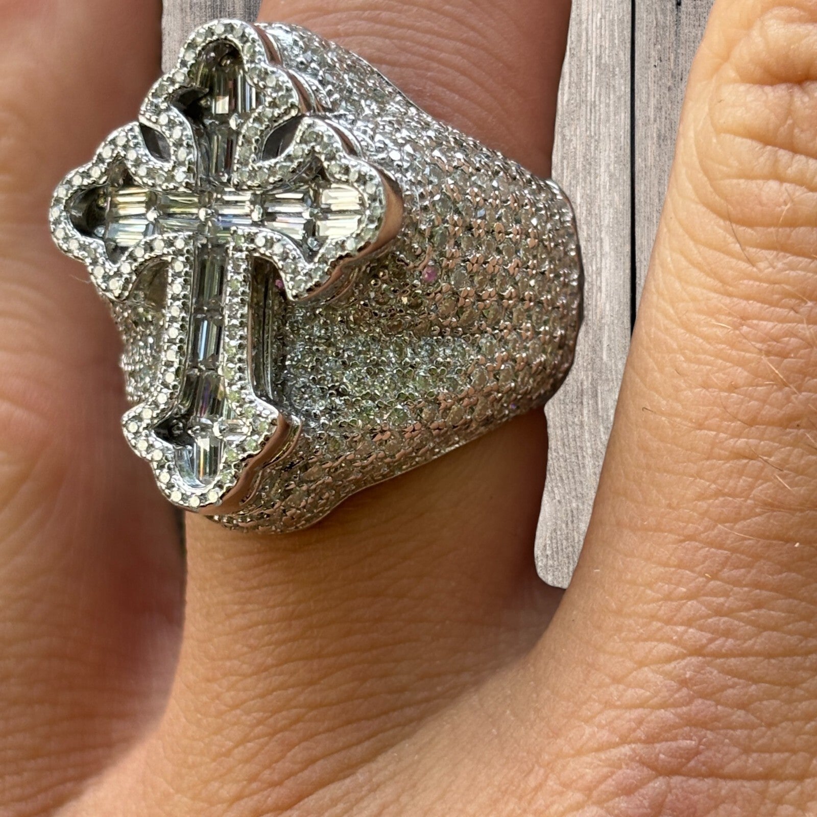 925 Sterling Silver Baguette Cross Ring With Moissanite