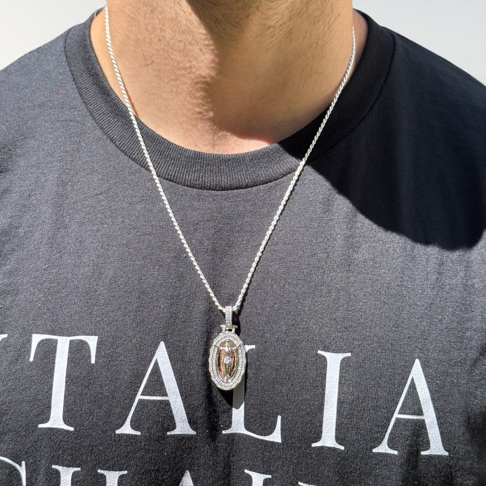 925 Sterling Silver Jesus Medallion Pendant With Moissanite
