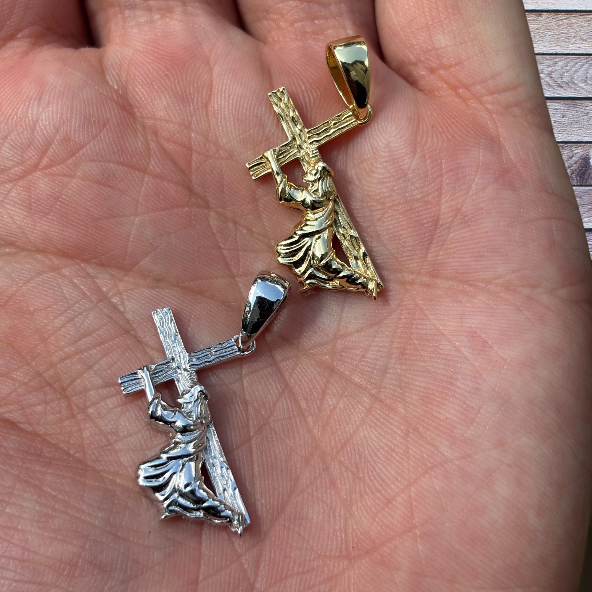 Pendentif Jésus portant une croix en argent sterling 925 - Petit