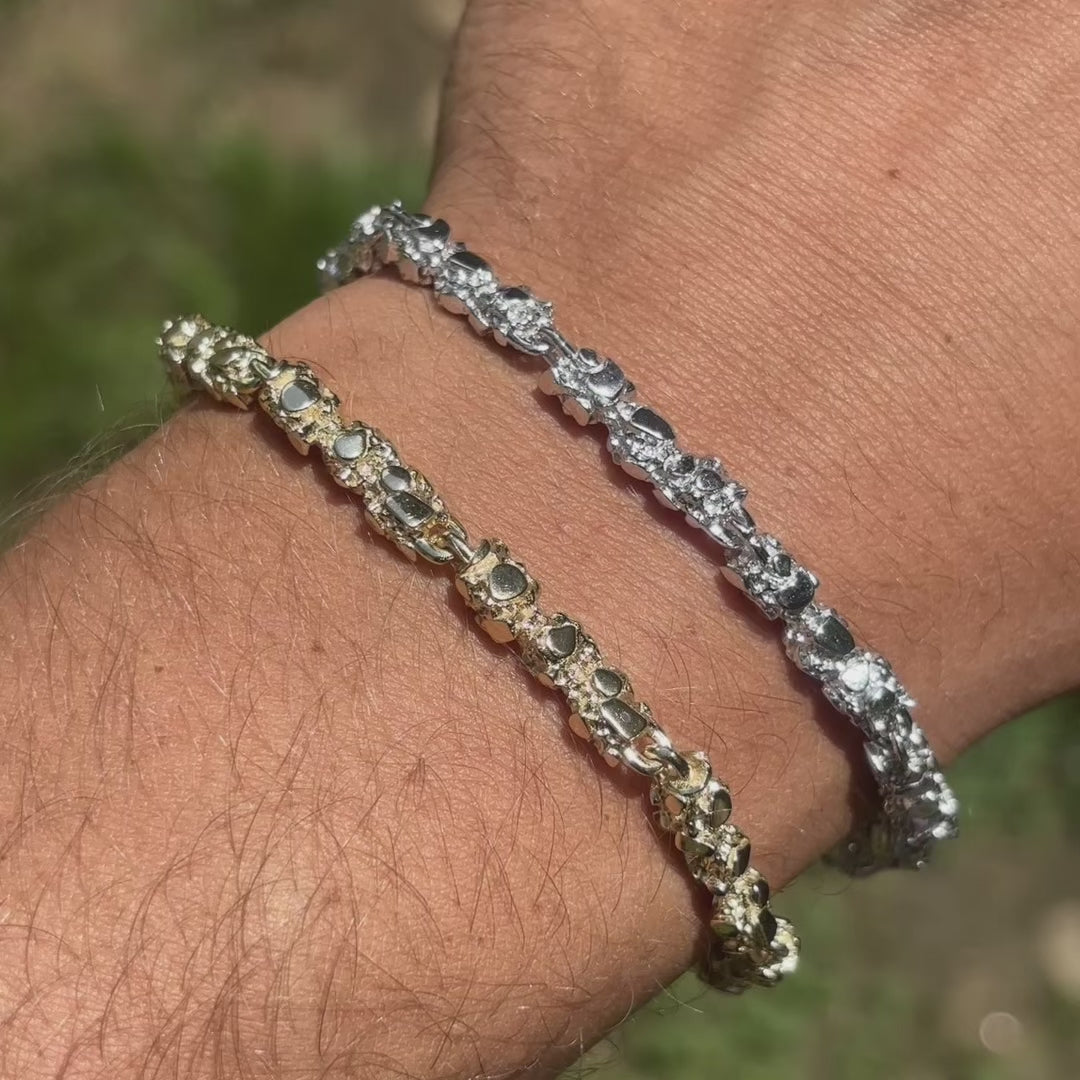 Cargar video: Pulsera de pepitas de oro personalizadas de 5 mm. Hecha a mano en Italia con auténtica plata 925.