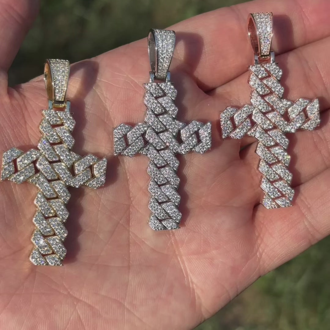 925 Sterling Silver Cuban Prong Cross With Moissanite - Medium