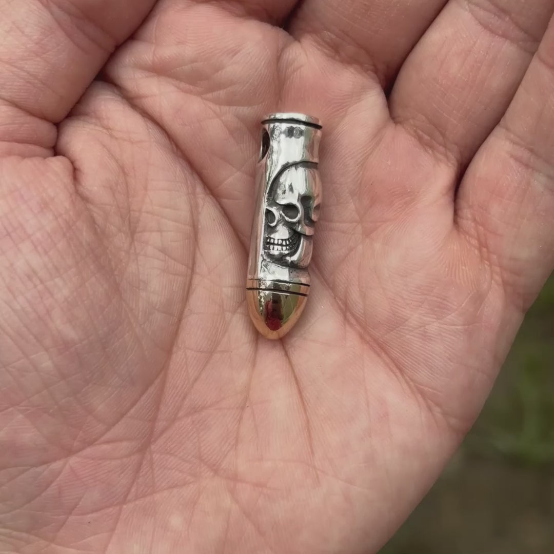 Colgante de bala con calavera en plata de ley 925