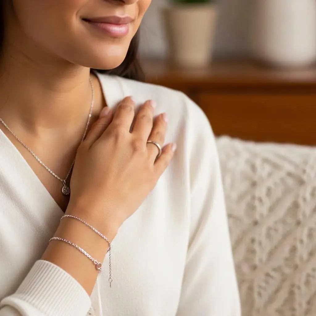 Benefits of Rhodium Plating on Sterling Silver Jewellery: Greater Shine, Tougher Wear, and Gentler on Skin