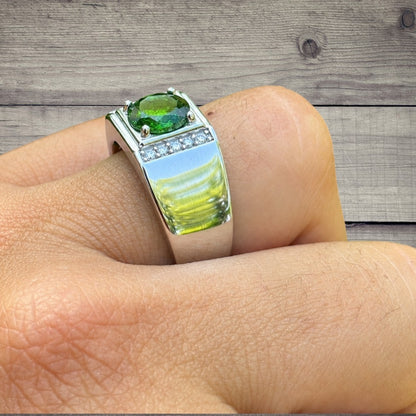 925 Sterling Silver Round Green Emerald Stone Ring With Moissanite
