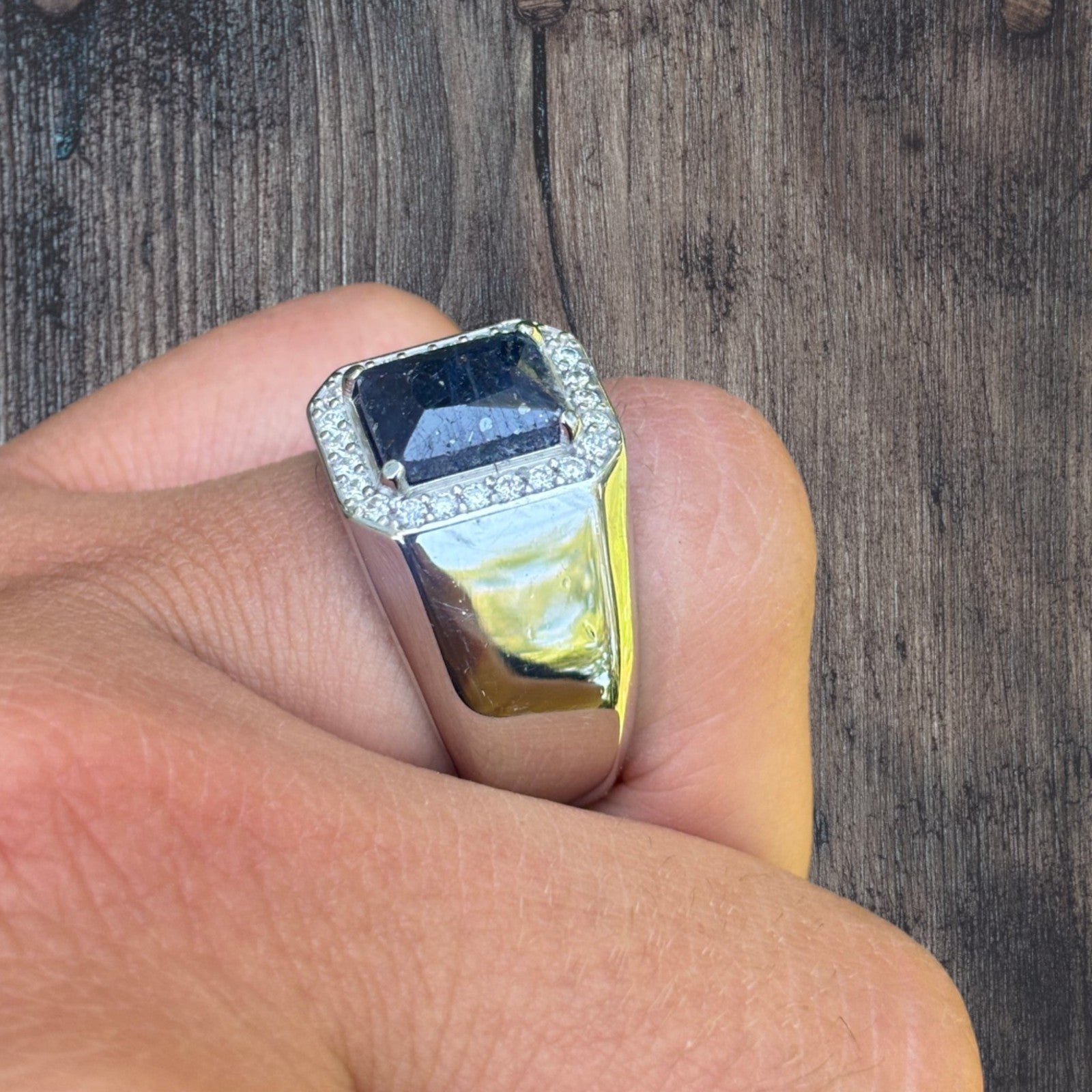 925 Sterling Silver Blue Sapphire Stone Ring With Moissanite