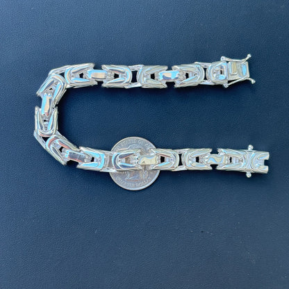 925 Sterling Silver 10mm Byzantine W. Box Clasp Bracelet