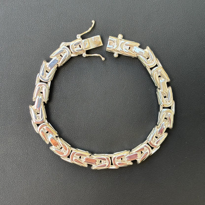925 Sterling Silver 8mm Byzantine W. Box Clasp Bracelet