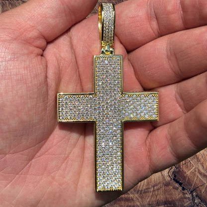 925 Sterling Silver 3D Cross Pendant With Moissanite - Large