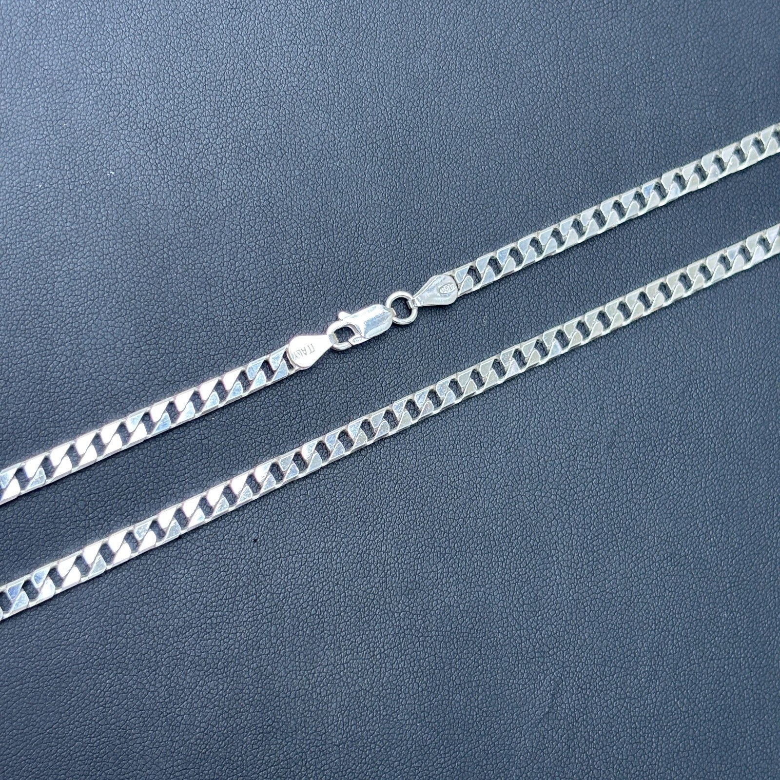 Collier en argent sterling 925 avec chaîne gourmette carrée de 4 mm 