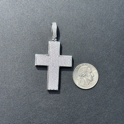 925 Sterling Silver 3D Cross Pendant With Moissanite - Medium