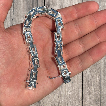 925 Sterling Silver 10mm Byzantine W. Box Clasp Bracelet