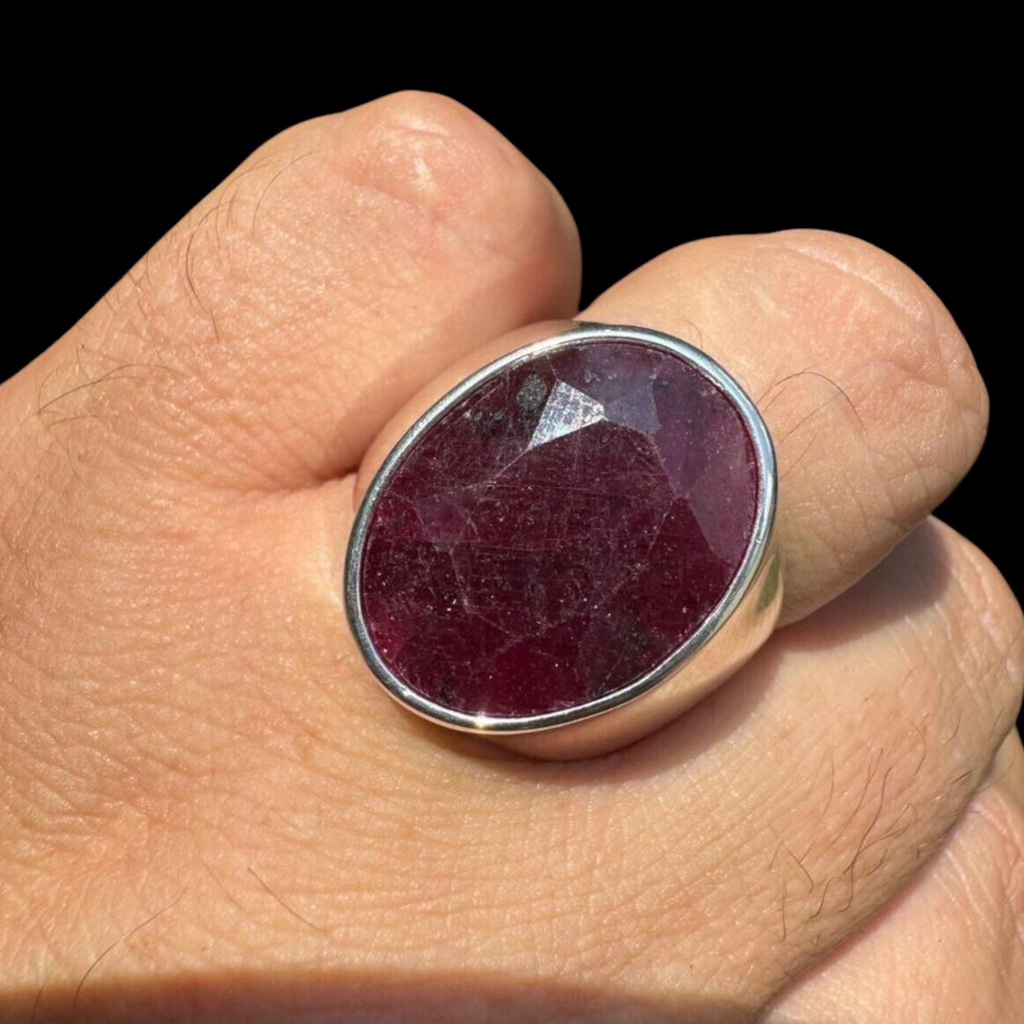 925 Sterling Silver 18ct NATURAL Red Ruby Oval Stone Ring